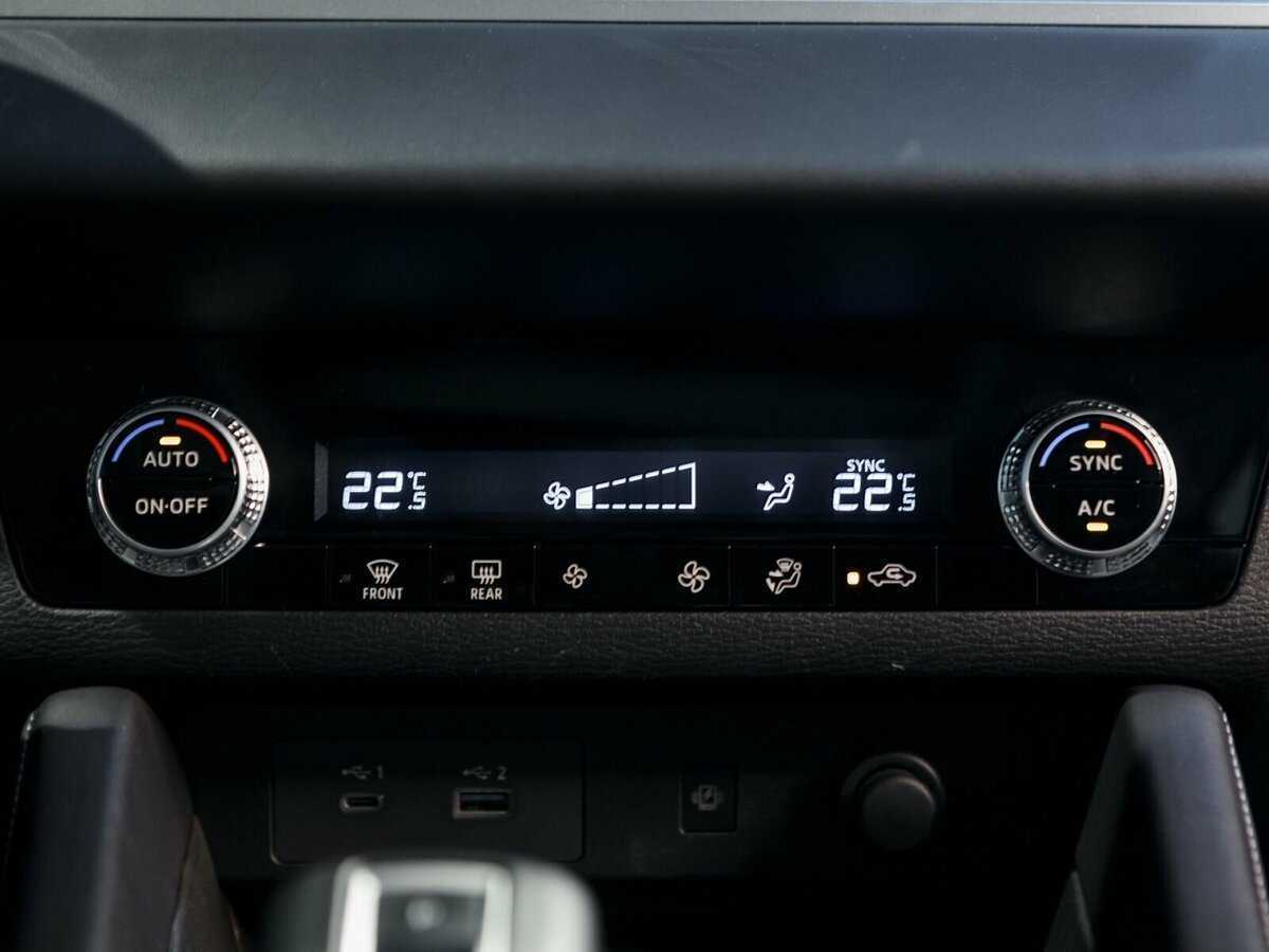 Купить Mitsubishi Outlander с пробегом. Фото: #19