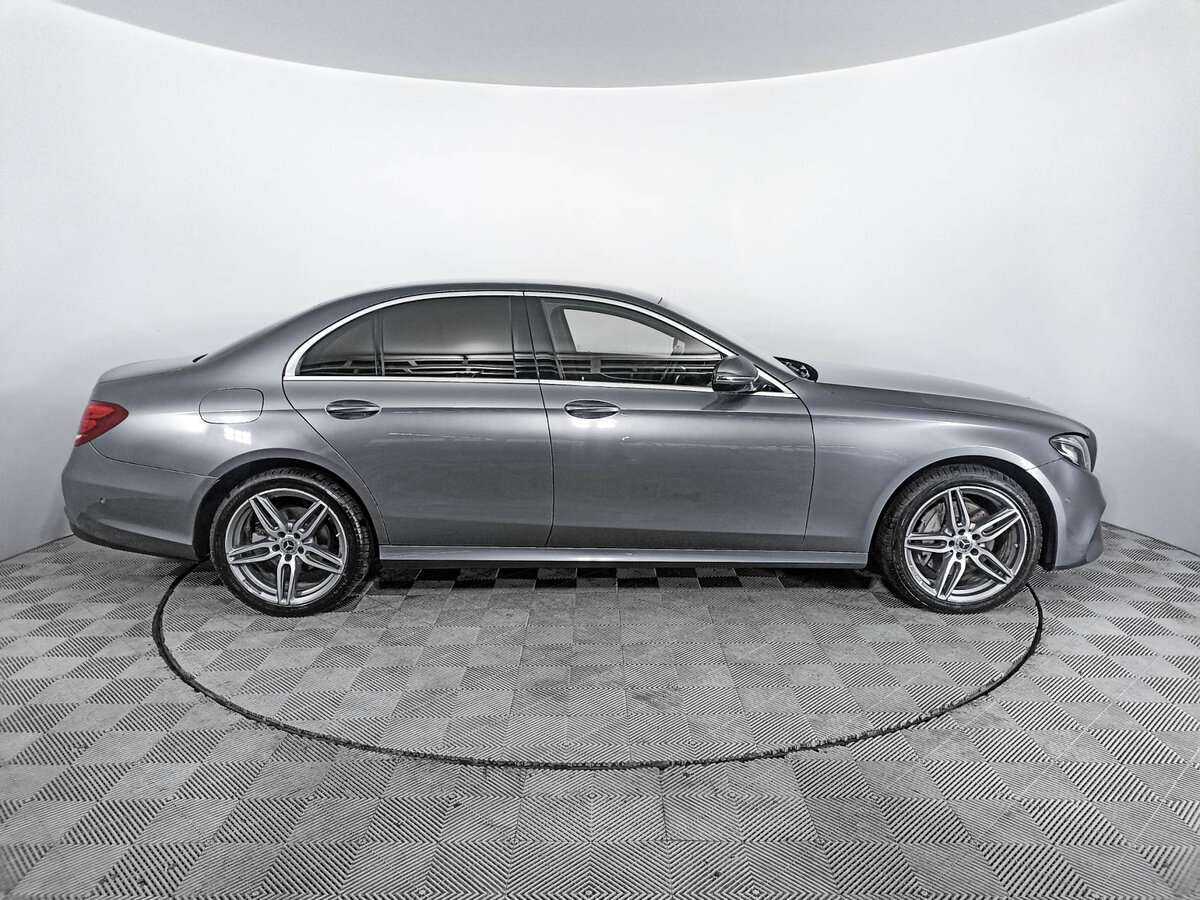 Купить Mercedes-Benz E-Класс с пробегом. Фото: #3