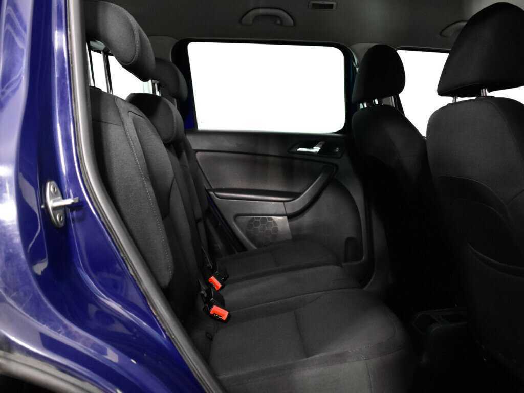 Купить Skoda Yeti с пробегом. Фото: #9