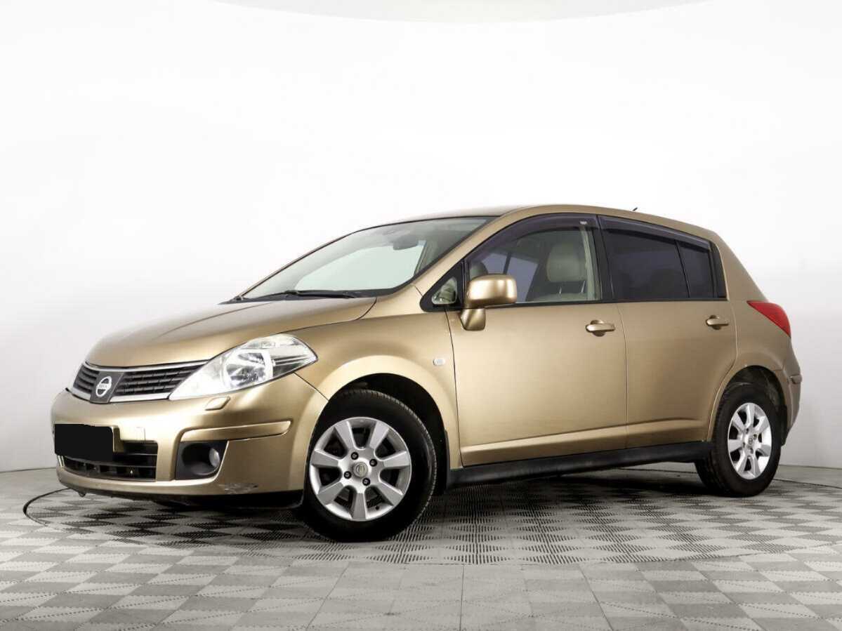 Купить Nissan Tiida с пробегом. Посмотреть фото