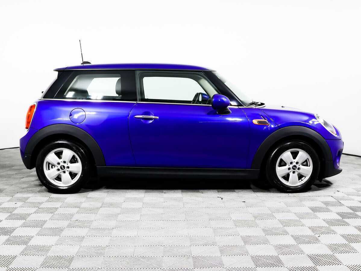 Купить Mini Hatch с пробегом. Фото: #3