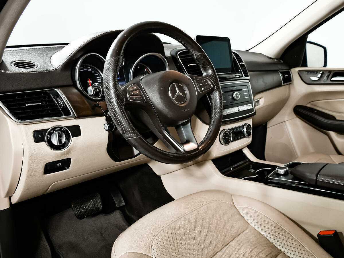 Купить Mercedes-Benz GLE с пробегом. Фото: #10