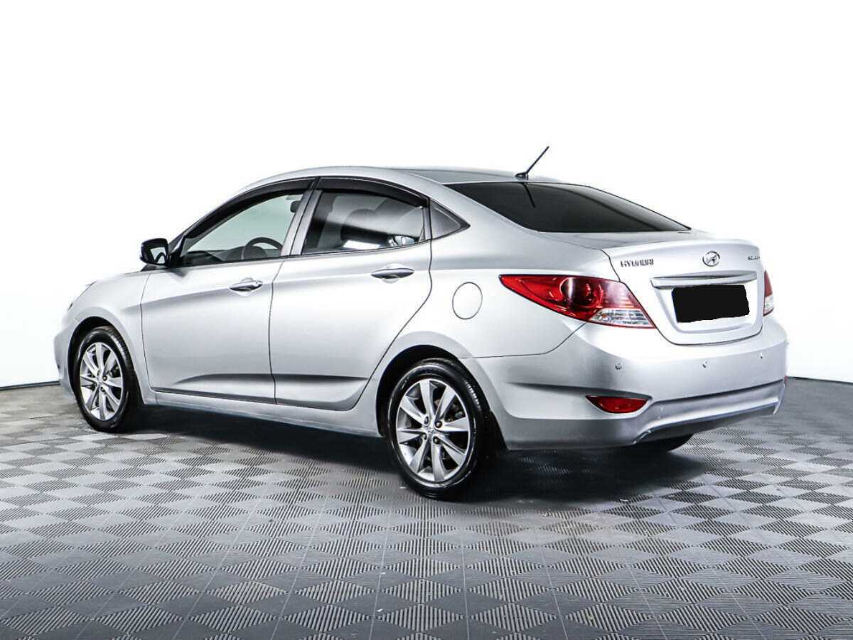 Купить Hyundai Solaris с пробегом. Фото: #6