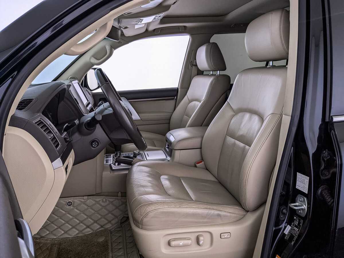 Купить Toyota Land Cruiser с пробегом. Фото: #14