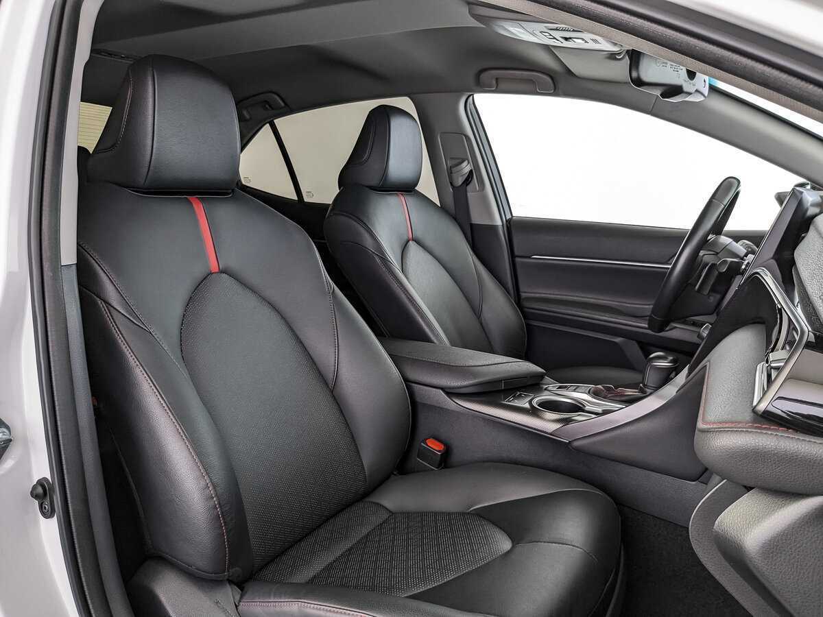 Купить Toyota Camry с пробегом. Фото: #19