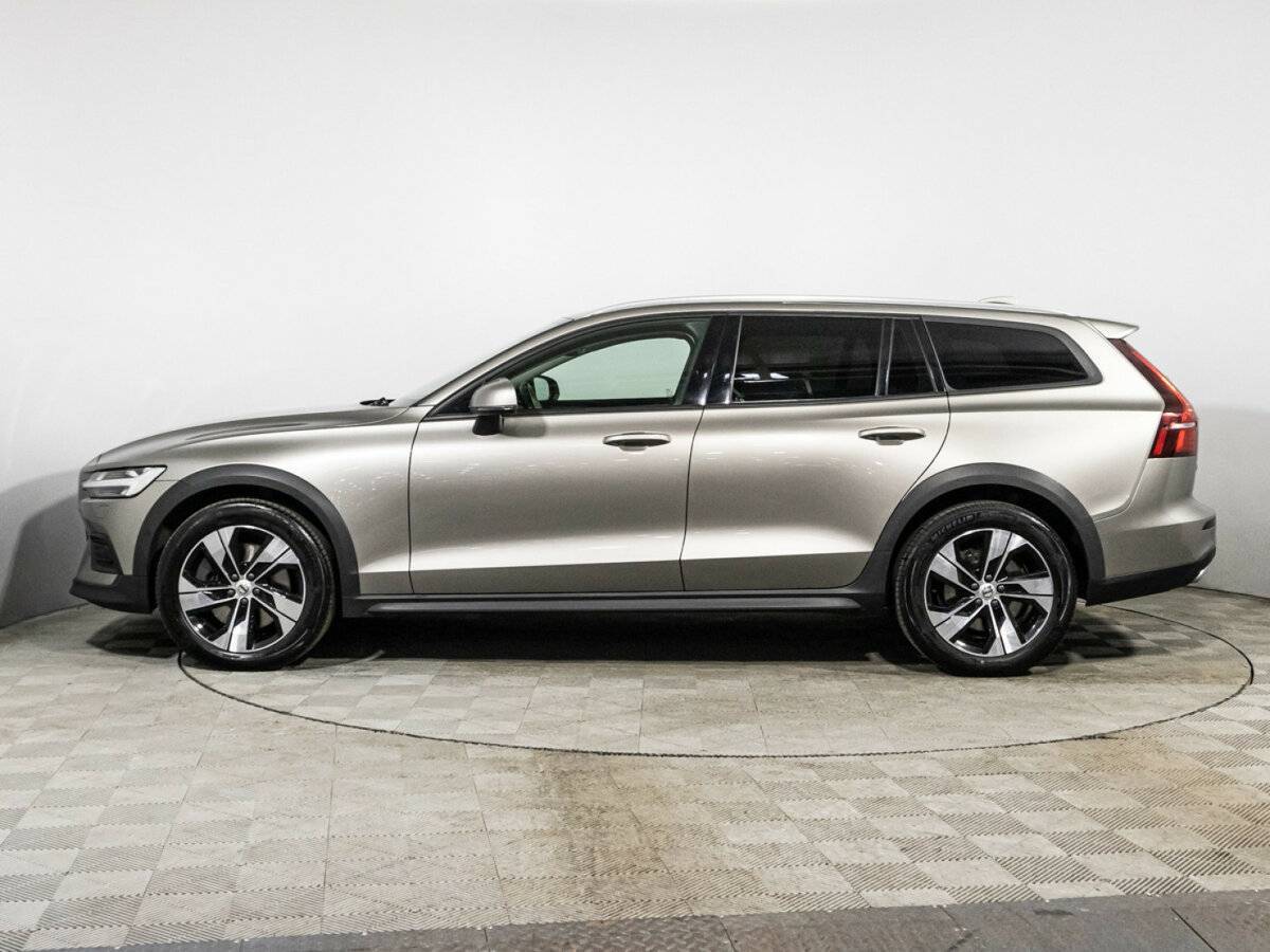 Купить Volvo V60 Cross Country с пробегом. Фото: #7