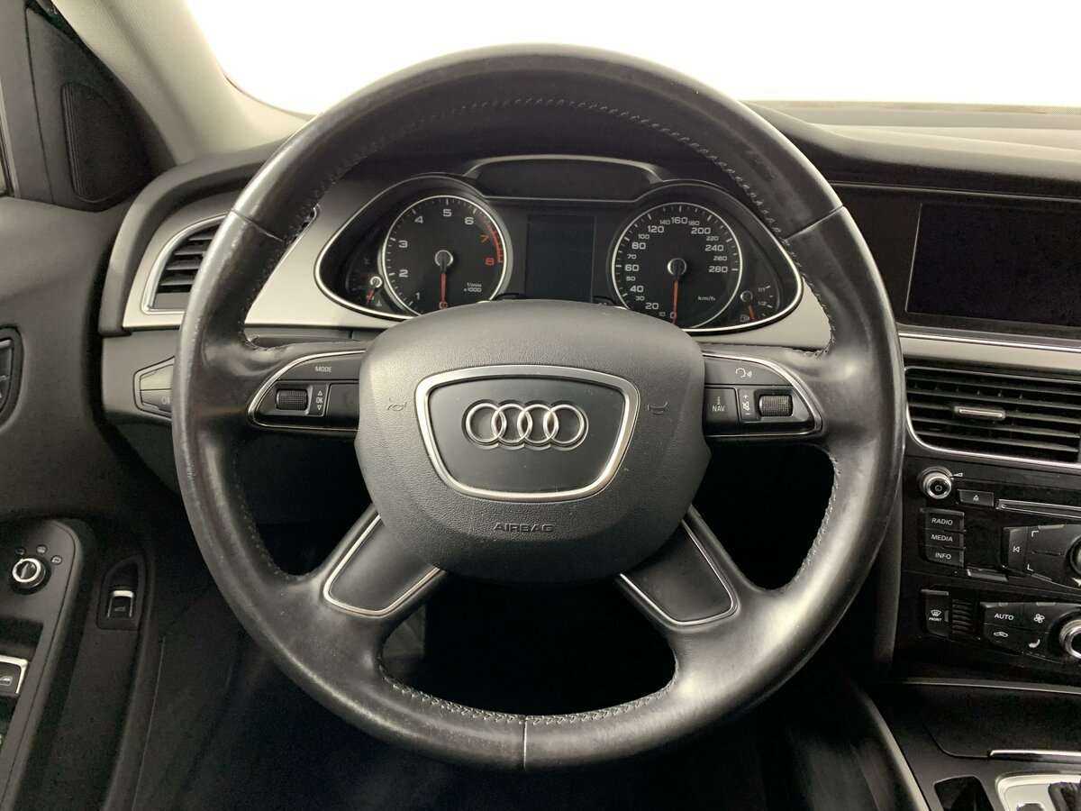 Купить Audi A4 с пробегом. Фото: #17