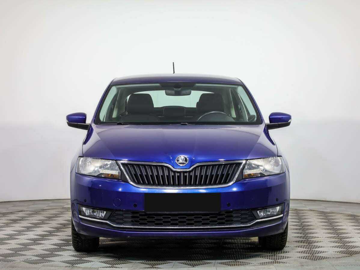 Купить Skoda Rapid с пробегом. Посмотреть фото