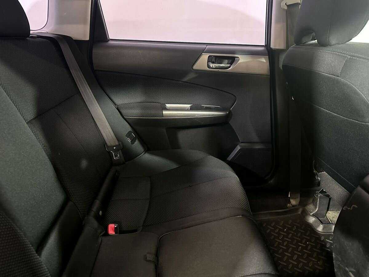 Купить Subaru Forester с пробегом. Фото: #8