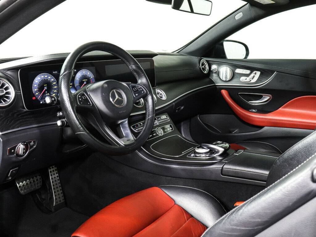Купить Mercedes-Benz E-Класс с пробегом. Фото: #14