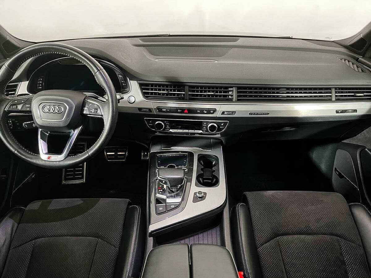 Купить Audi Q7 с пробегом. Фото: #10