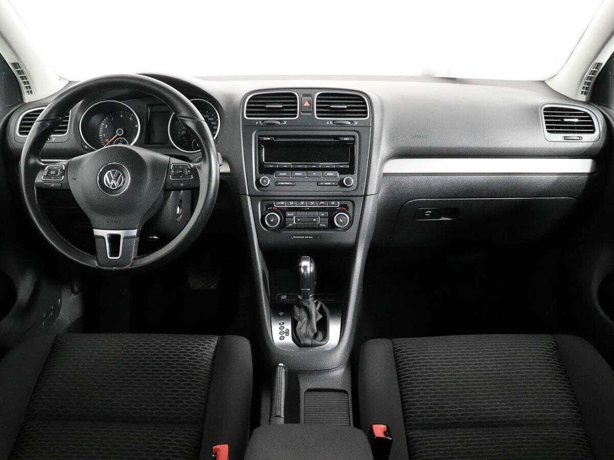 Купить Volkswagen Golf с пробегом. Фото: #10