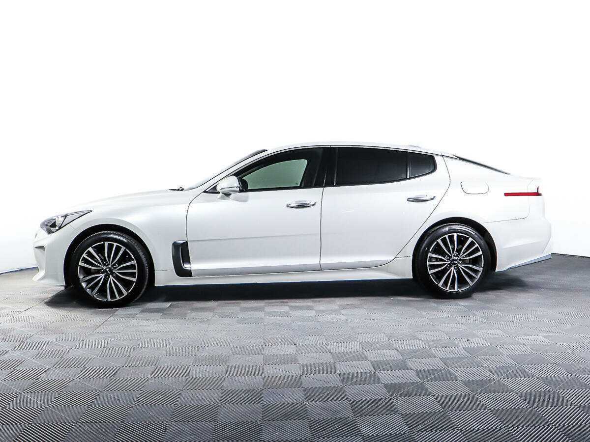 Купить Kia Stinger с пробегом. Фото: #7