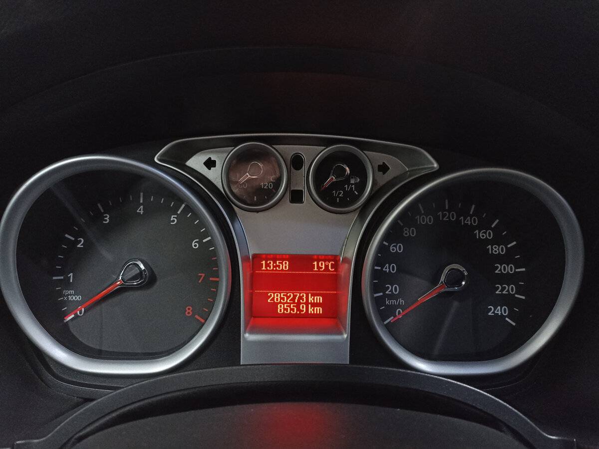 Купить Ford Focus с пробегом. Фото: #12