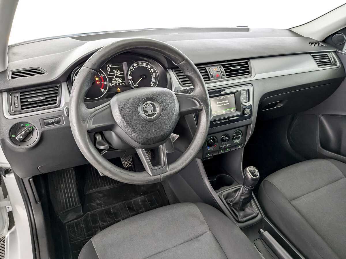 Купить Skoda Rapid с пробегом. Фото: #15