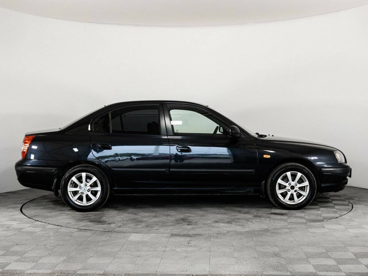 Купить Hyundai Elantra с пробегом. Фото: #3