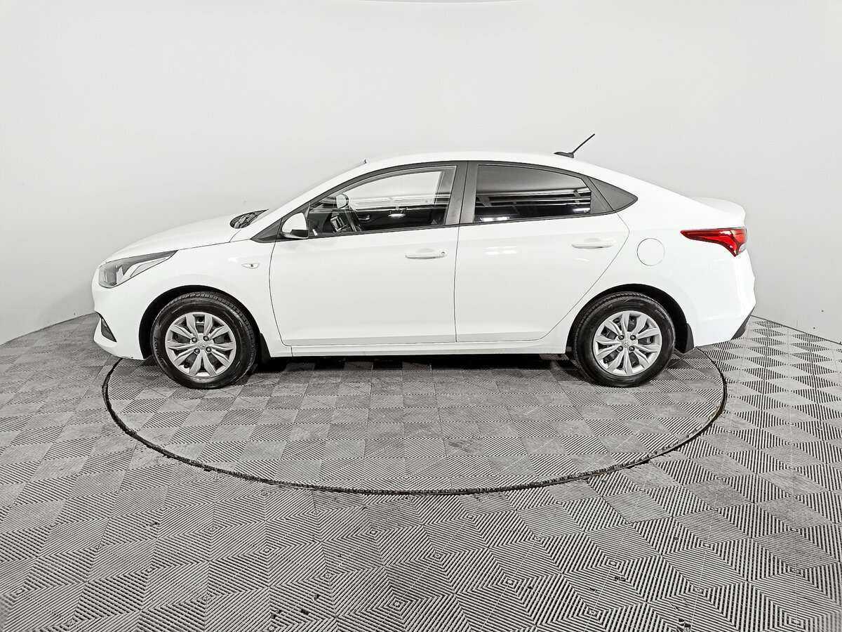 Купить Hyundai Solaris с пробегом. Фото: #7