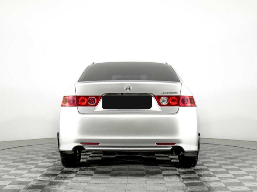 Купить Honda Accord с пробегом. Фото: #4