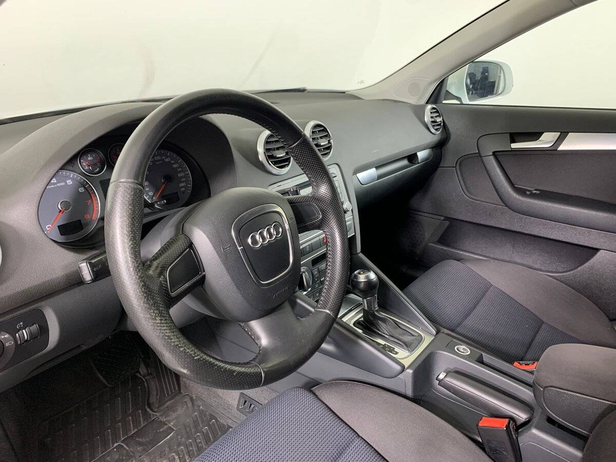 Купить Audi A3 с пробегом. Фото: #10