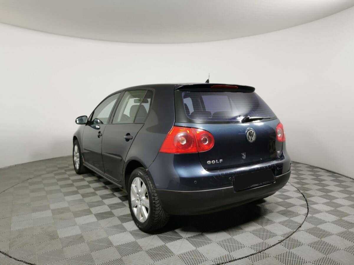 Купить Volkswagen Golf с пробегом. Фото: #3