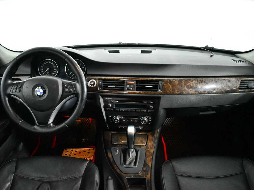 Купить BMW 3 серии с пробегом. Фото: #11