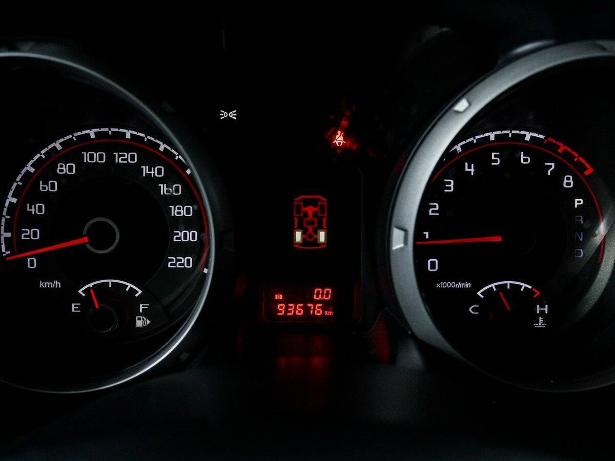 Купить Mitsubishi Pajero с пробегом. Фото: #7