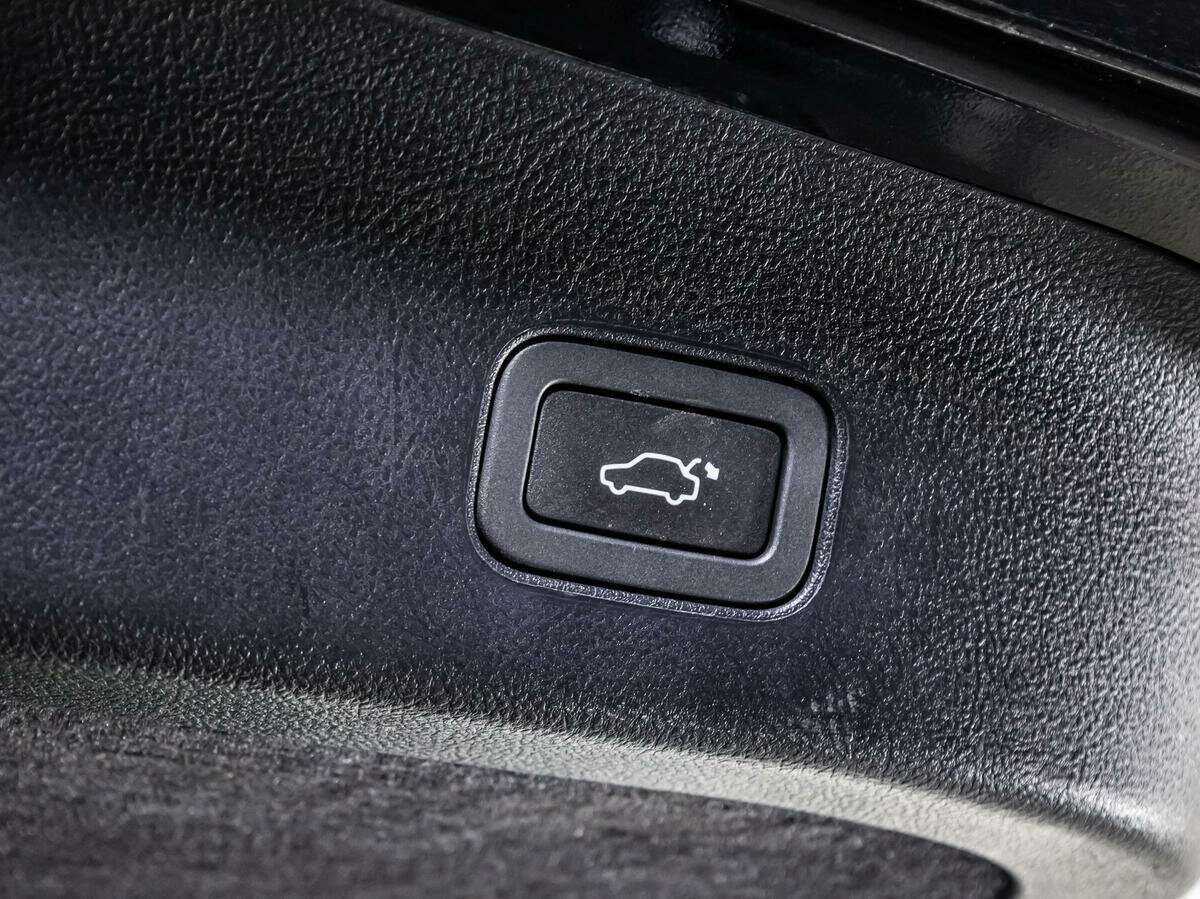 Купить Land Rover Range Rover Sport с пробегом. Фото: #24
