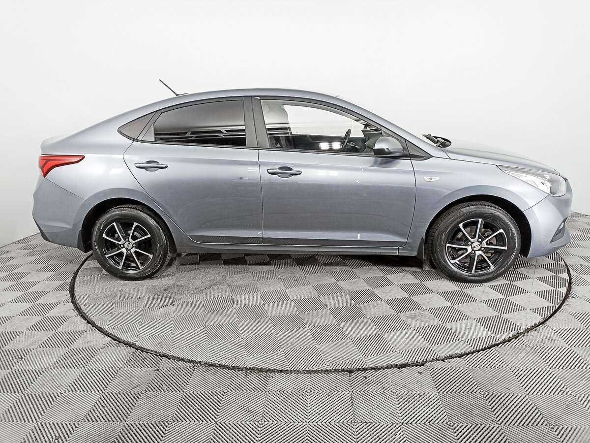 Купить Hyundai Solaris с пробегом. Фото: #3