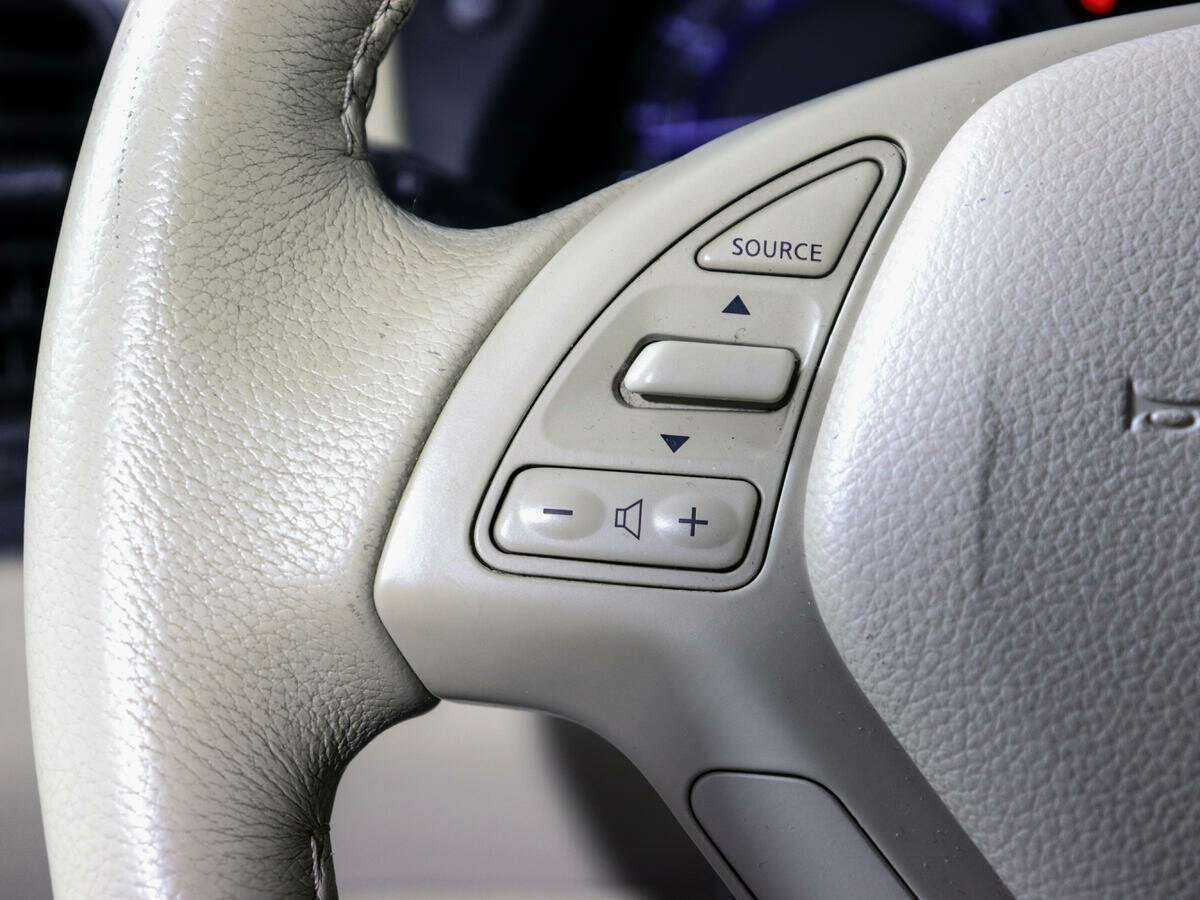 Купить Infiniti EX с пробегом. Фото: #17