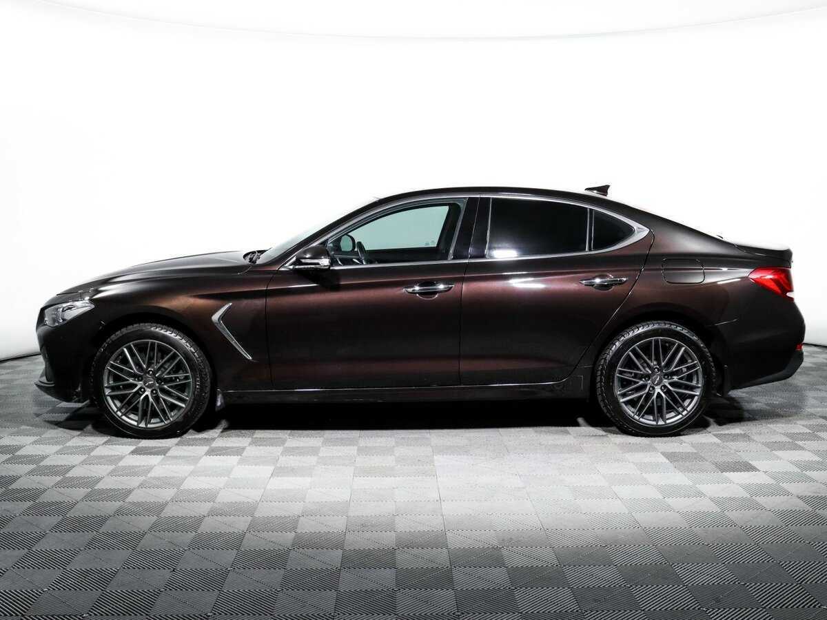 Купить Genesis G70 с пробегом. Фото: #4