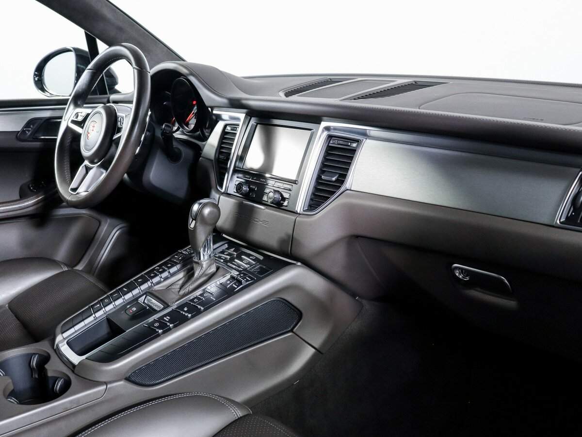 Купить Porsche Macan с пробегом. Фото: #5