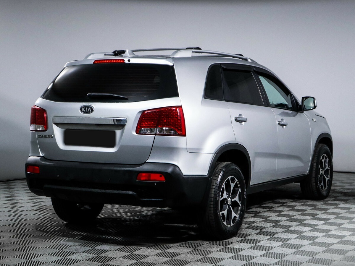Купить Kia Sorento с пробегом. Фото: #4