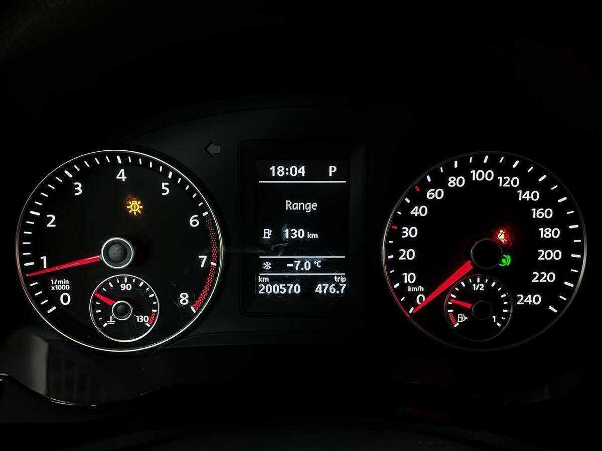 Купить Volkswagen Jetta с пробегом. Фото: #16