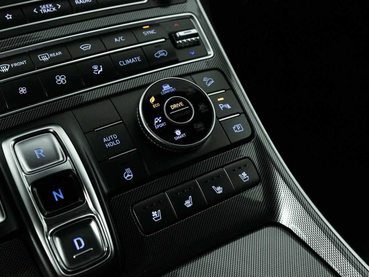 Купить Hyundai Santa Fe с пробегом. Фото: #22