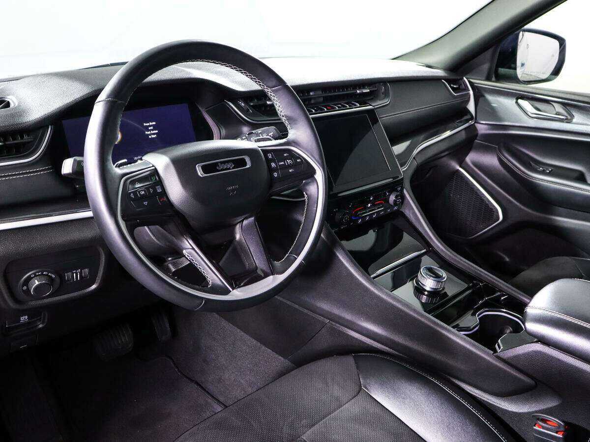 Купить Jeep Grand Cherokee с пробегом. Фото: #9
