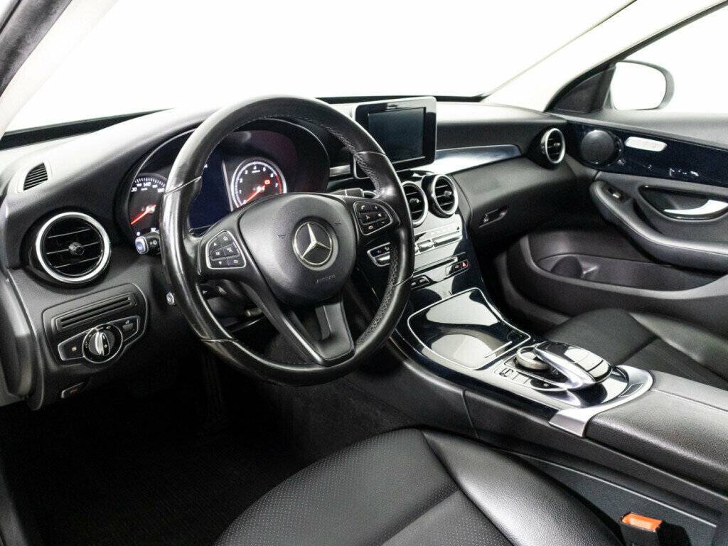Купить Mercedes-Benz C-Класс с пробегом. Фото: #10