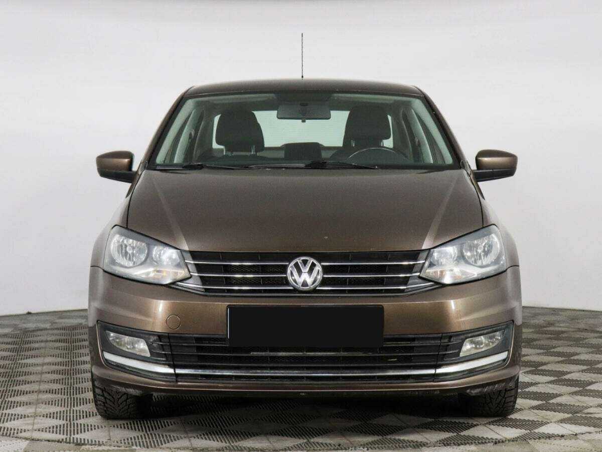 Купить Volkswagen Polo с пробегом. Фото: #1
