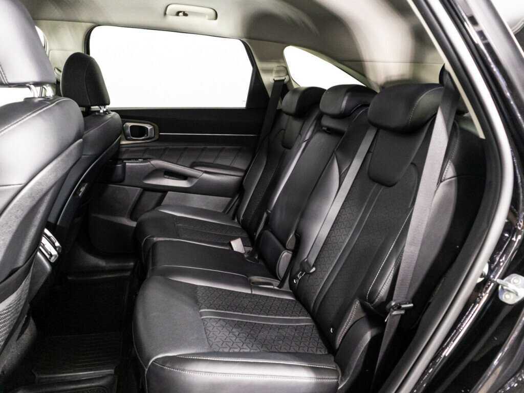 Купить Kia Sorento с пробегом. Фото: #9