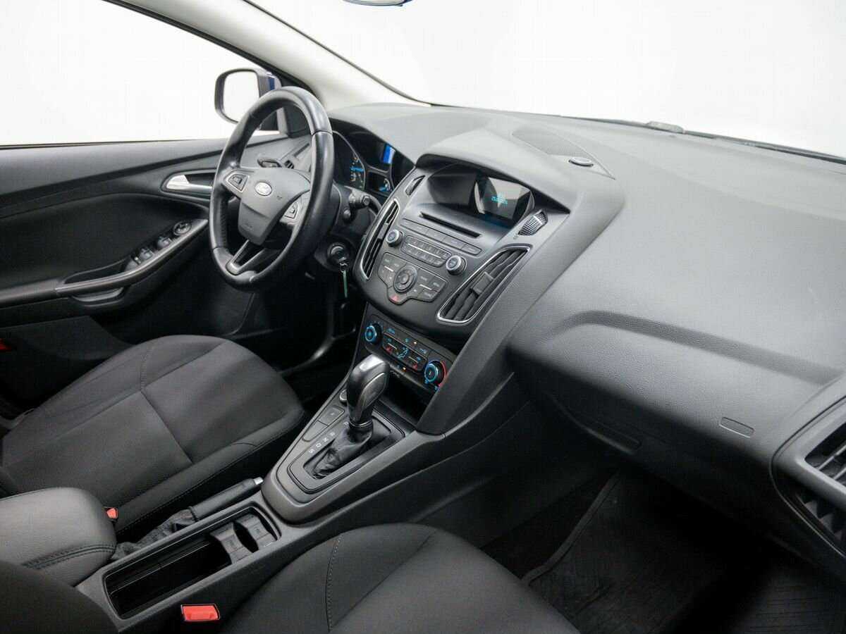 Купить Ford Focus с пробегом. Фото: #9