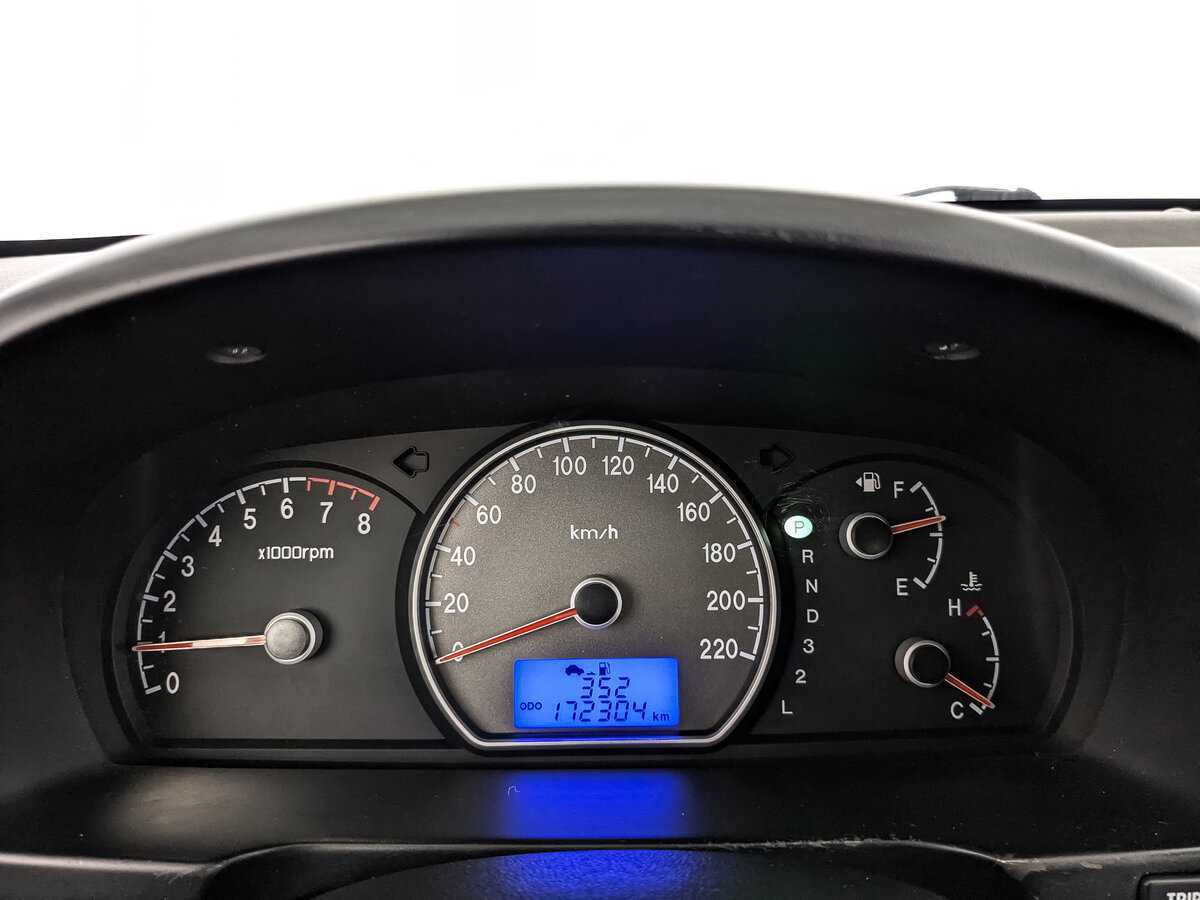 Купить Hyundai Elantra с пробегом. Фото: #11