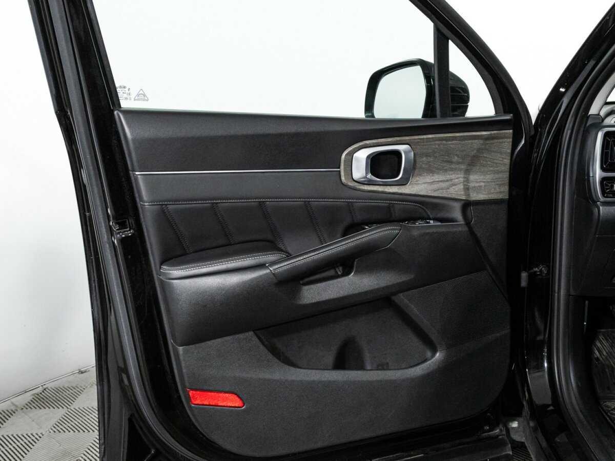Купить Kia Sorento с пробегом. Фото: #25