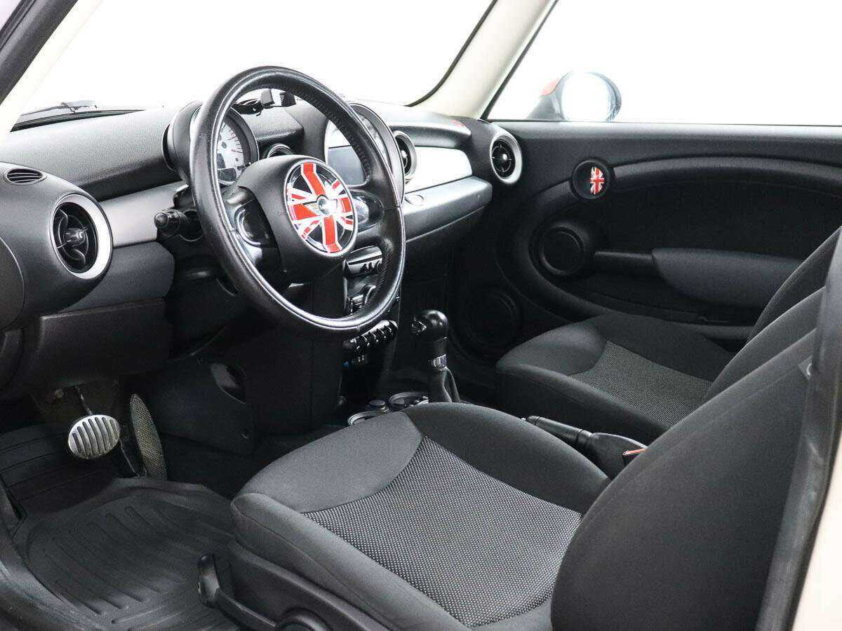 Купить Mini Clubman с пробегом. Фото: #7