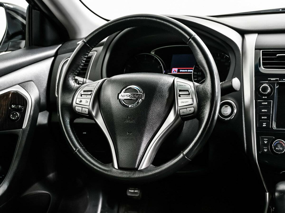 Купить Nissan Teana с пробегом. Фото: #14