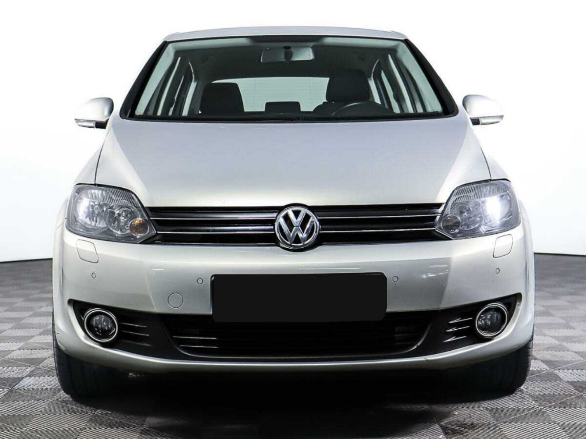 Купить Volkswagen Golf Plus с пробегом. Фото: #1