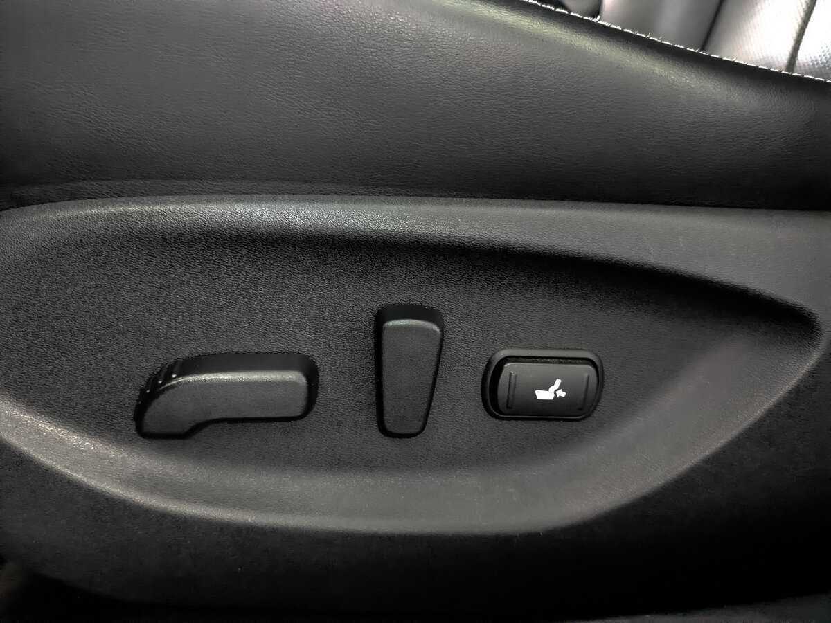 Купить Infiniti Q50 с пробегом. Фото: #23