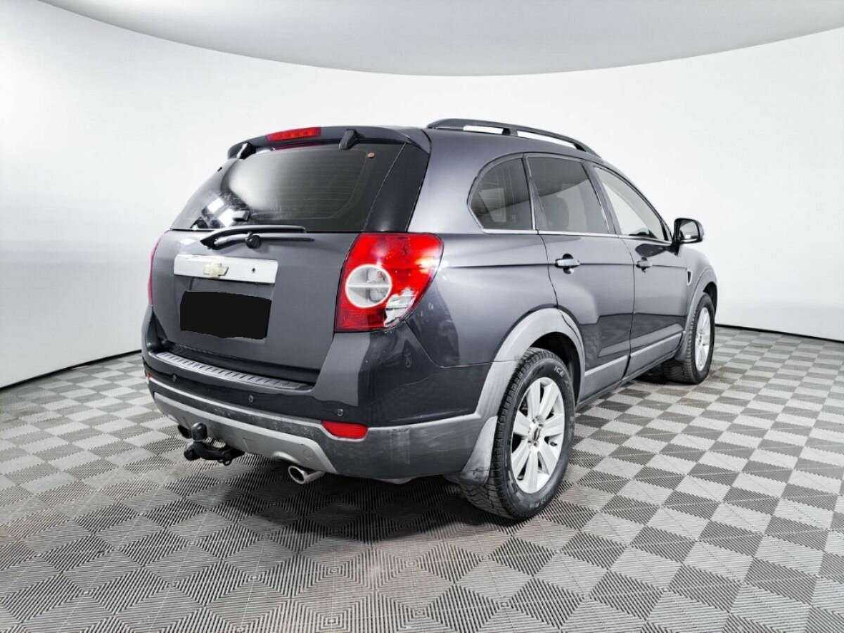 Купить Chevrolet Captiva с пробегом. Фото: #4