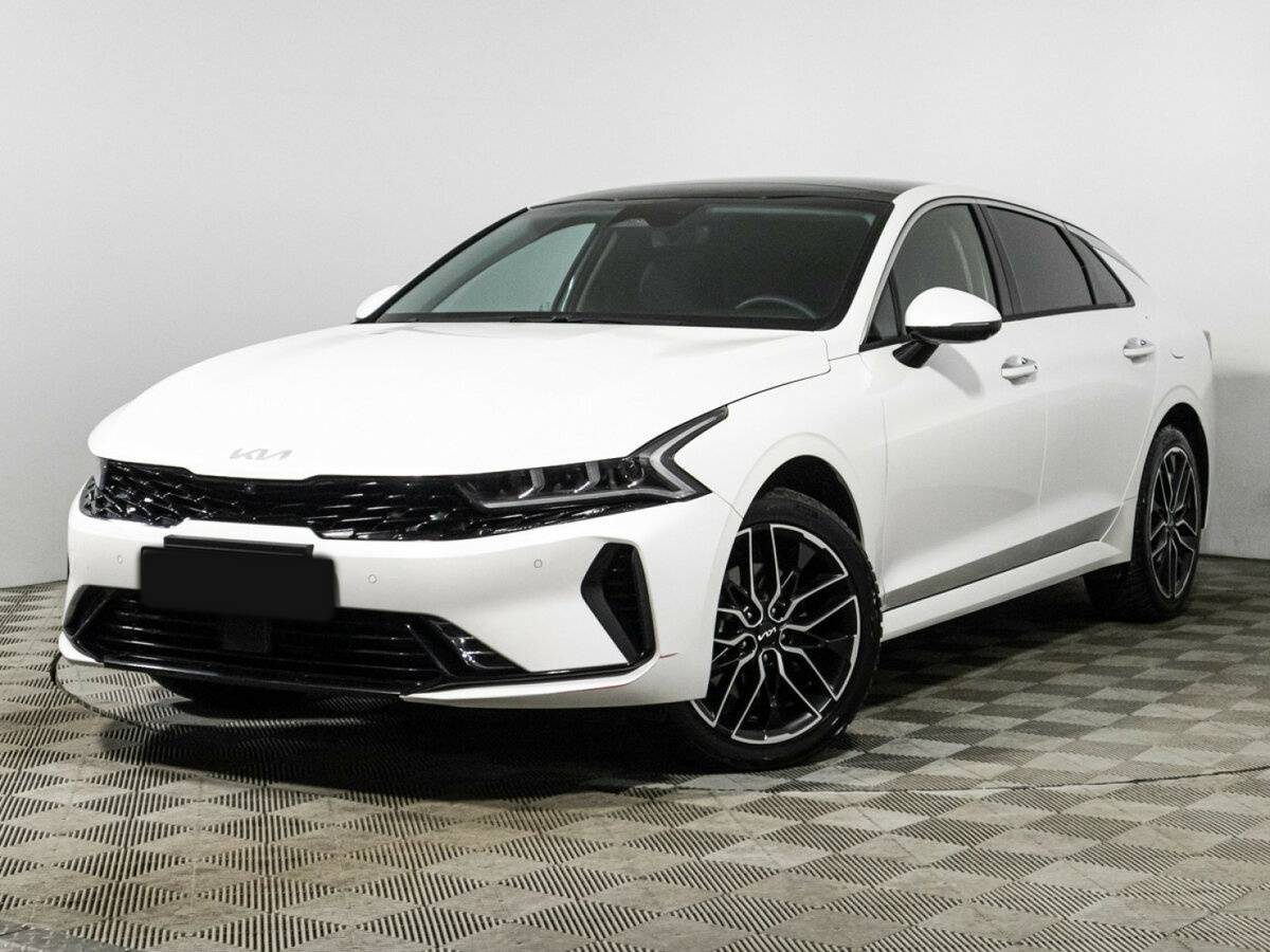 Купить Kia K5 с пробегом. Посмотреть фото