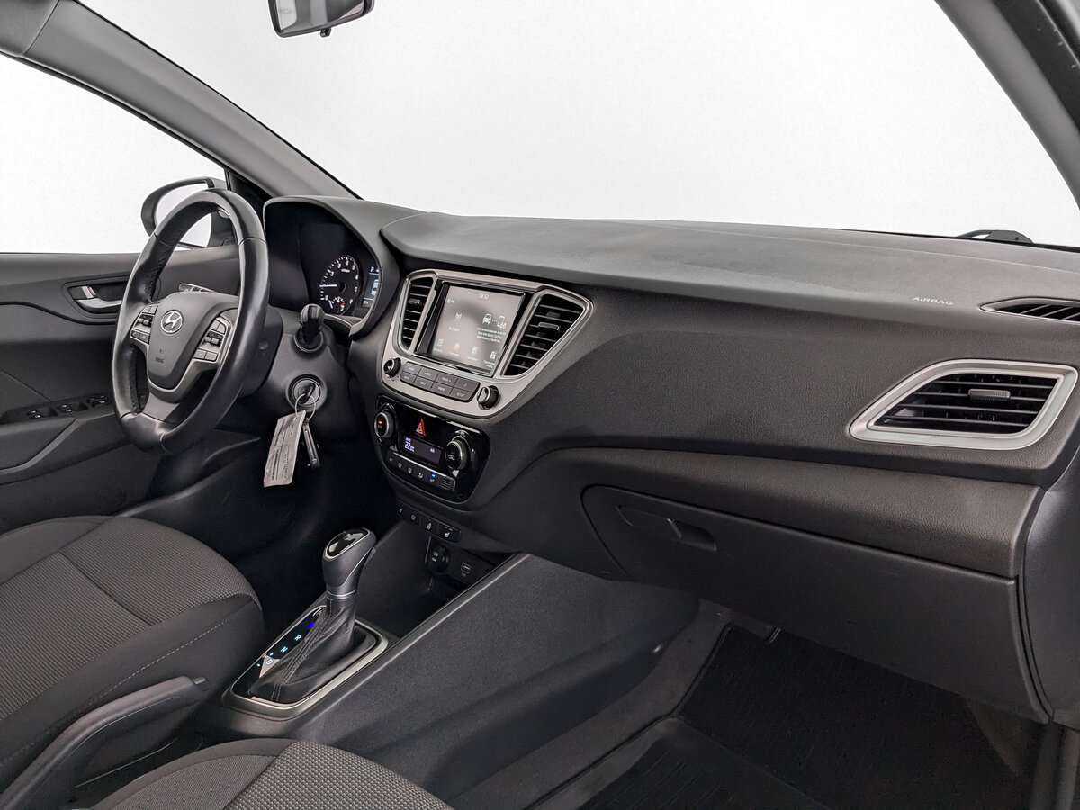 Купить Hyundai Solaris с пробегом. Фото: #8