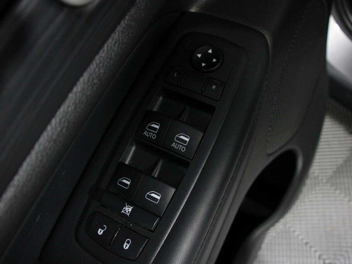 Купить Jeep Grand Cherokee с пробегом. Фото: #15
