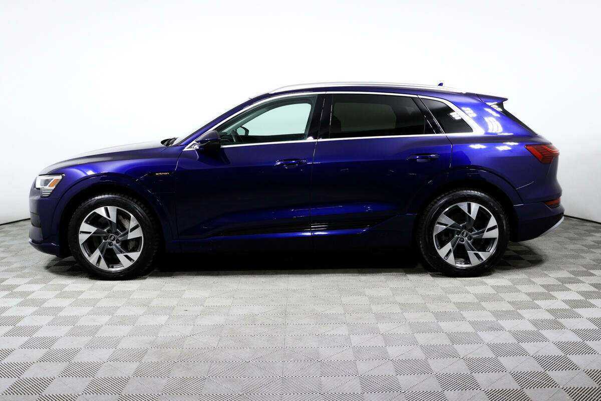 Купить Audi e-tron с пробегом. Фото: #7